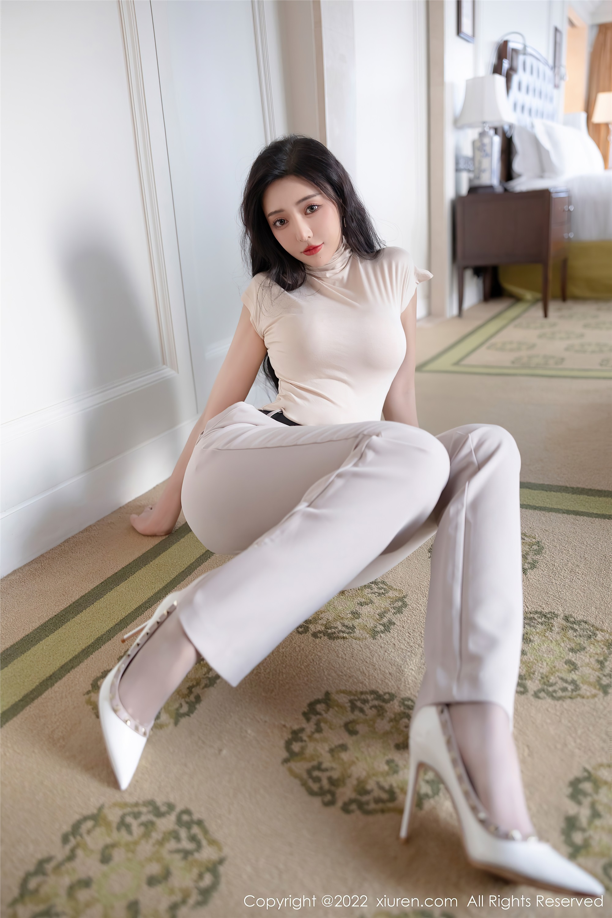 Xiuren秀人网 2022.05.16 NO.5015 王馨瑶yanni